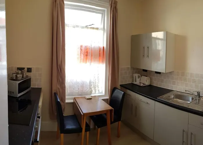 Glen Villa Flat 1 4 berth G